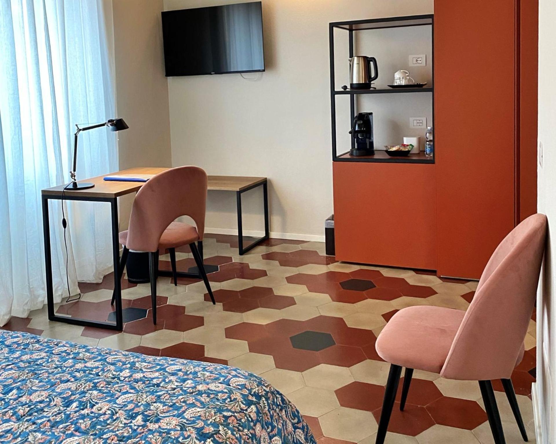 Amirooms Affittacamere Сієна Екстер'єр фото